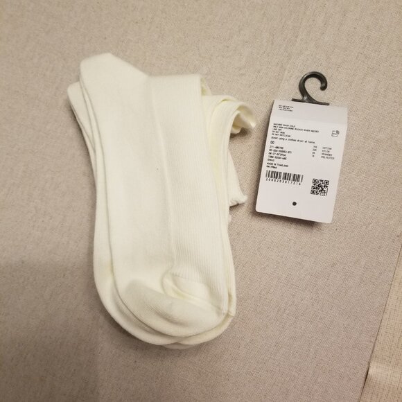 Uniqlo Anklet Socks - Picture 2 of 3